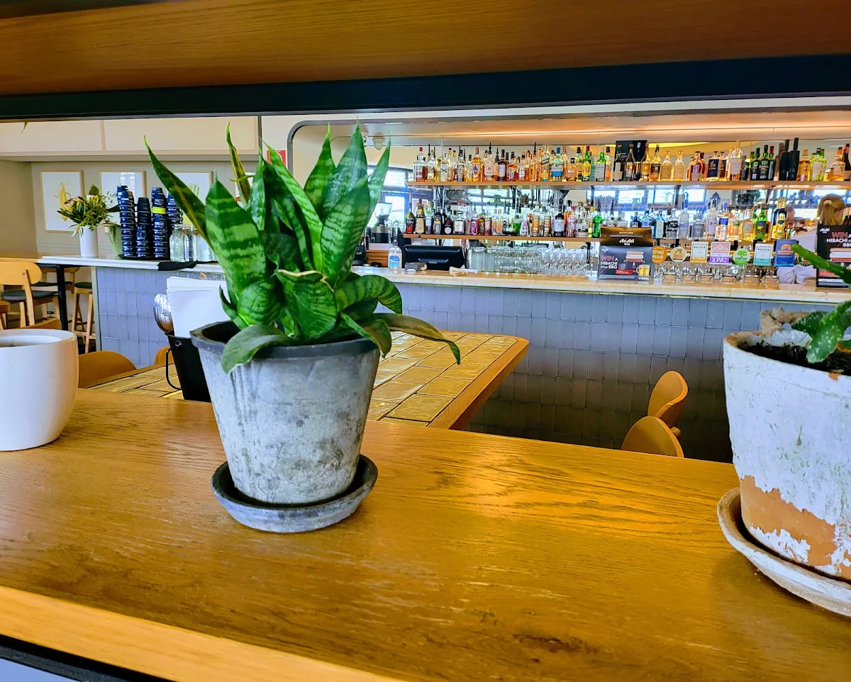 Bar, The Greengate Hotel