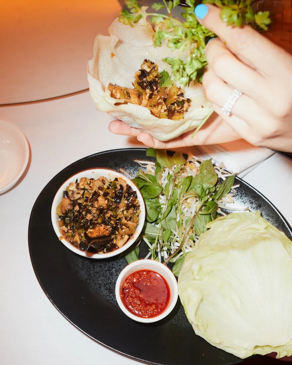 Highlights, Johnny Hu Chinese Restaurant Cronulla