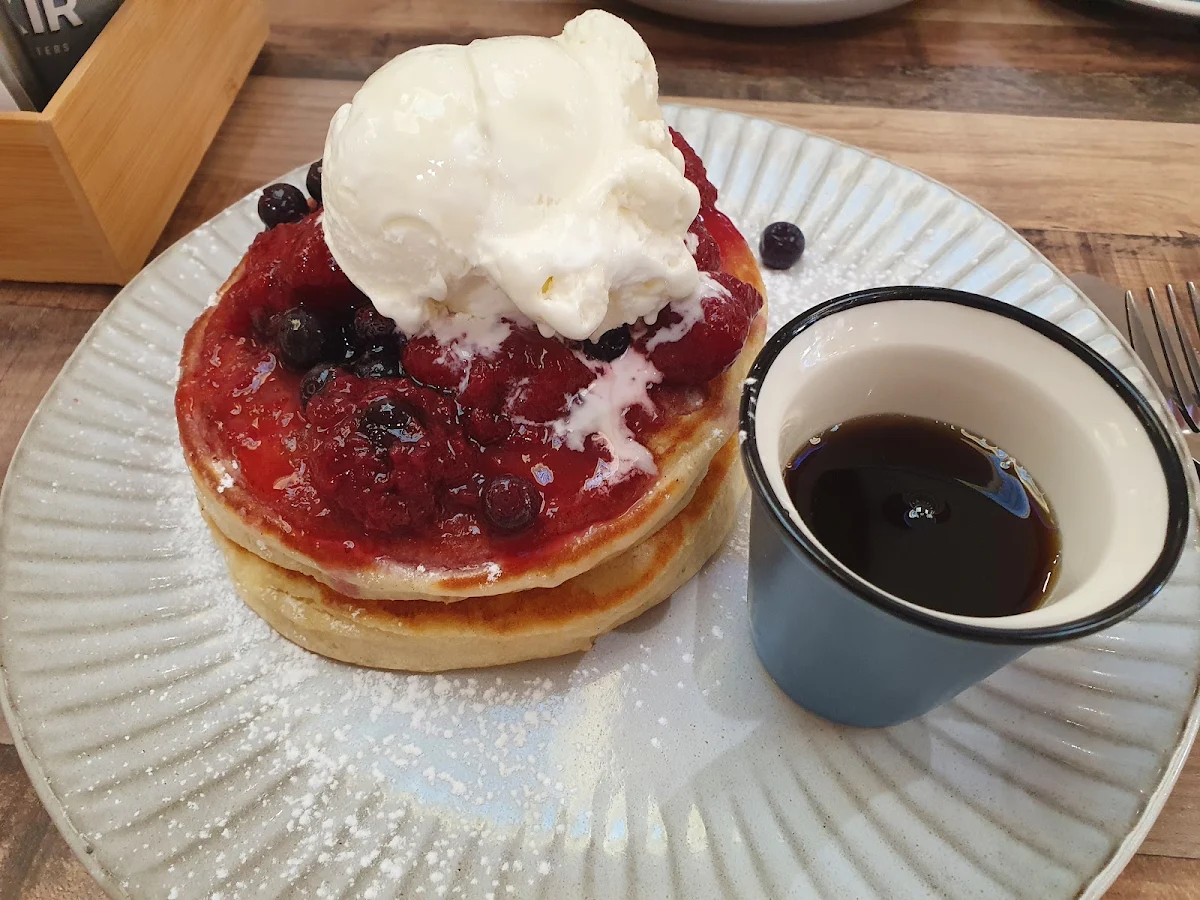 Maple Lane Pancake Stack, MAPLE LANE CAFÉ