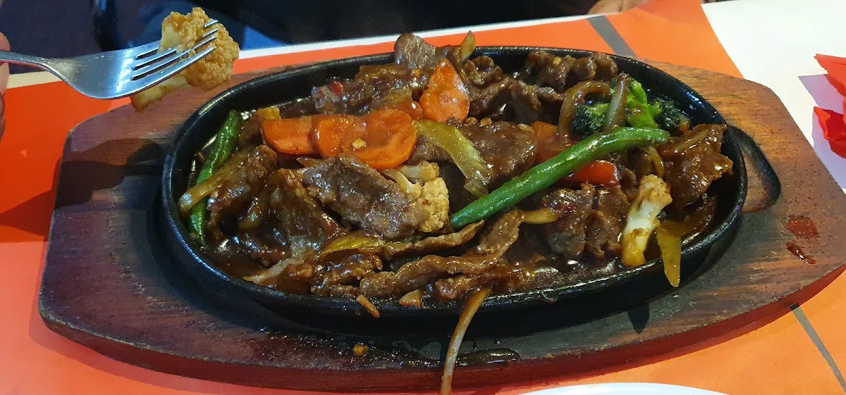 Moroccan Lamb, Happyland Chinese