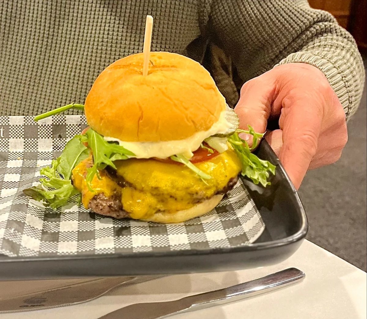 Beef Burger, Dimples Restaurant and Function Centre