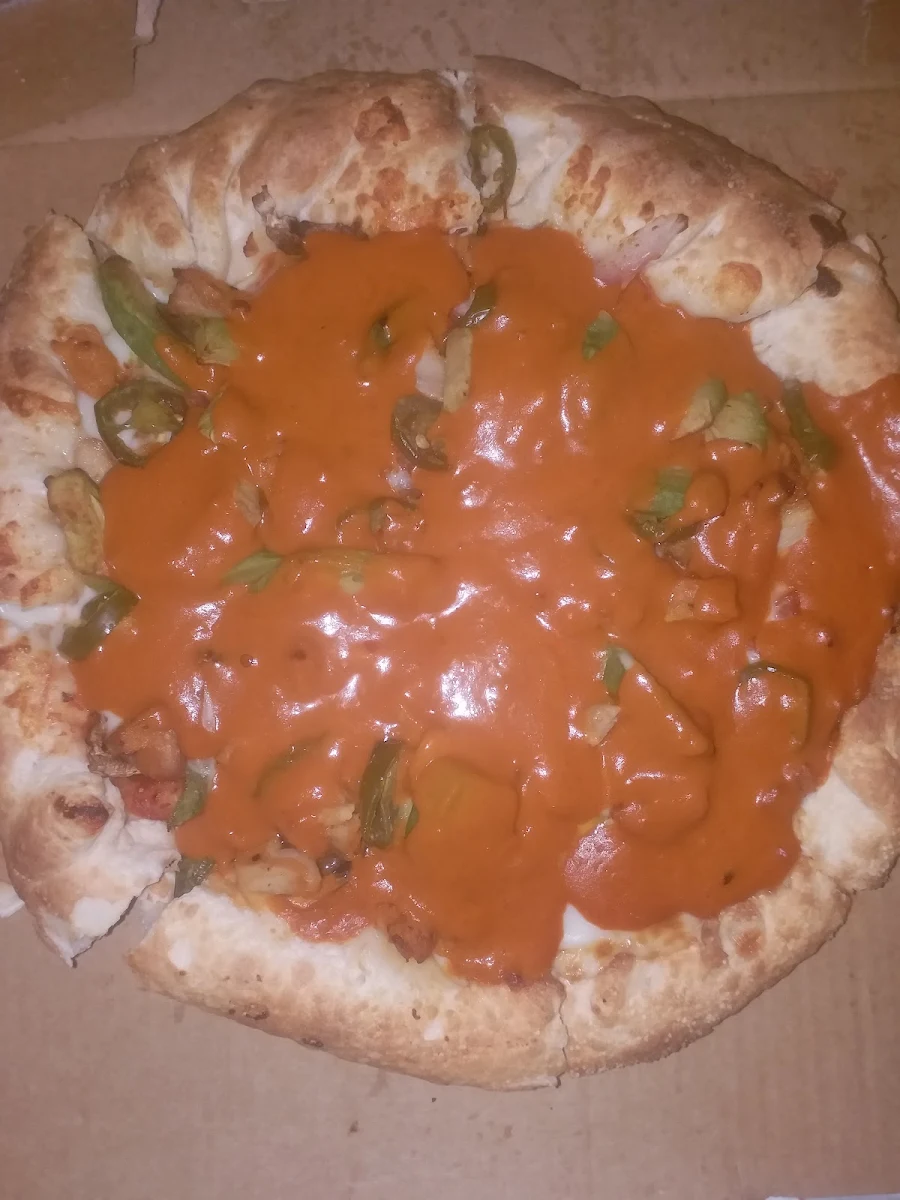Butter Chicken Pizza with Extra Butter Chicken Sauce