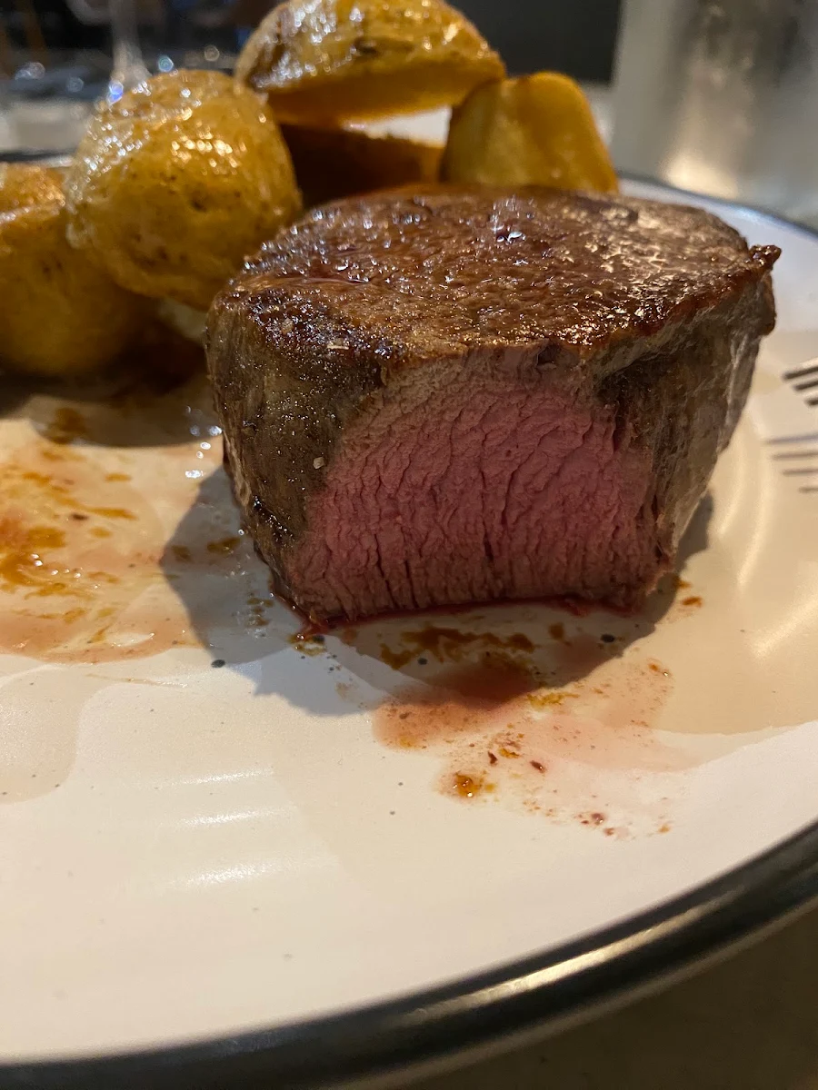 Highlights, Titanium Bar & Bistro