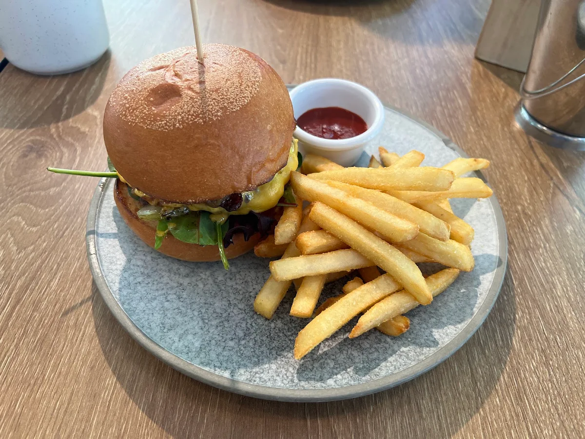 ハンバーガー, Coffeehood Cafe