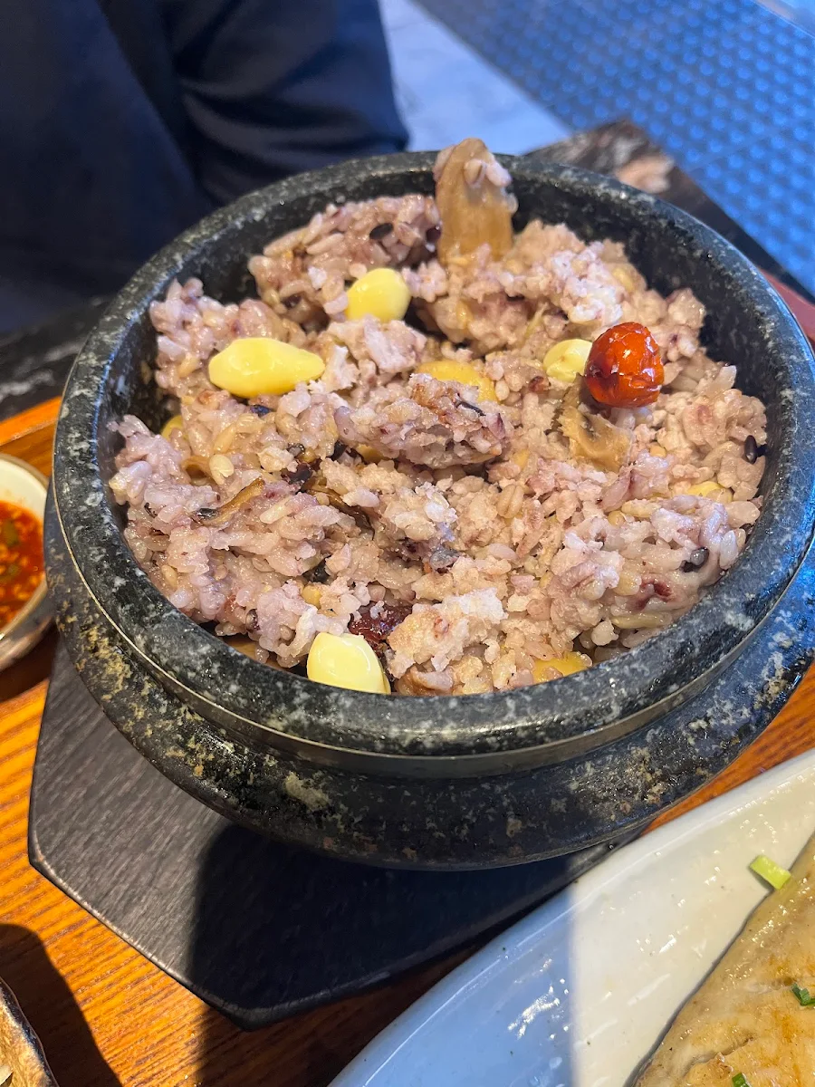 Beef Egg Stone Pot