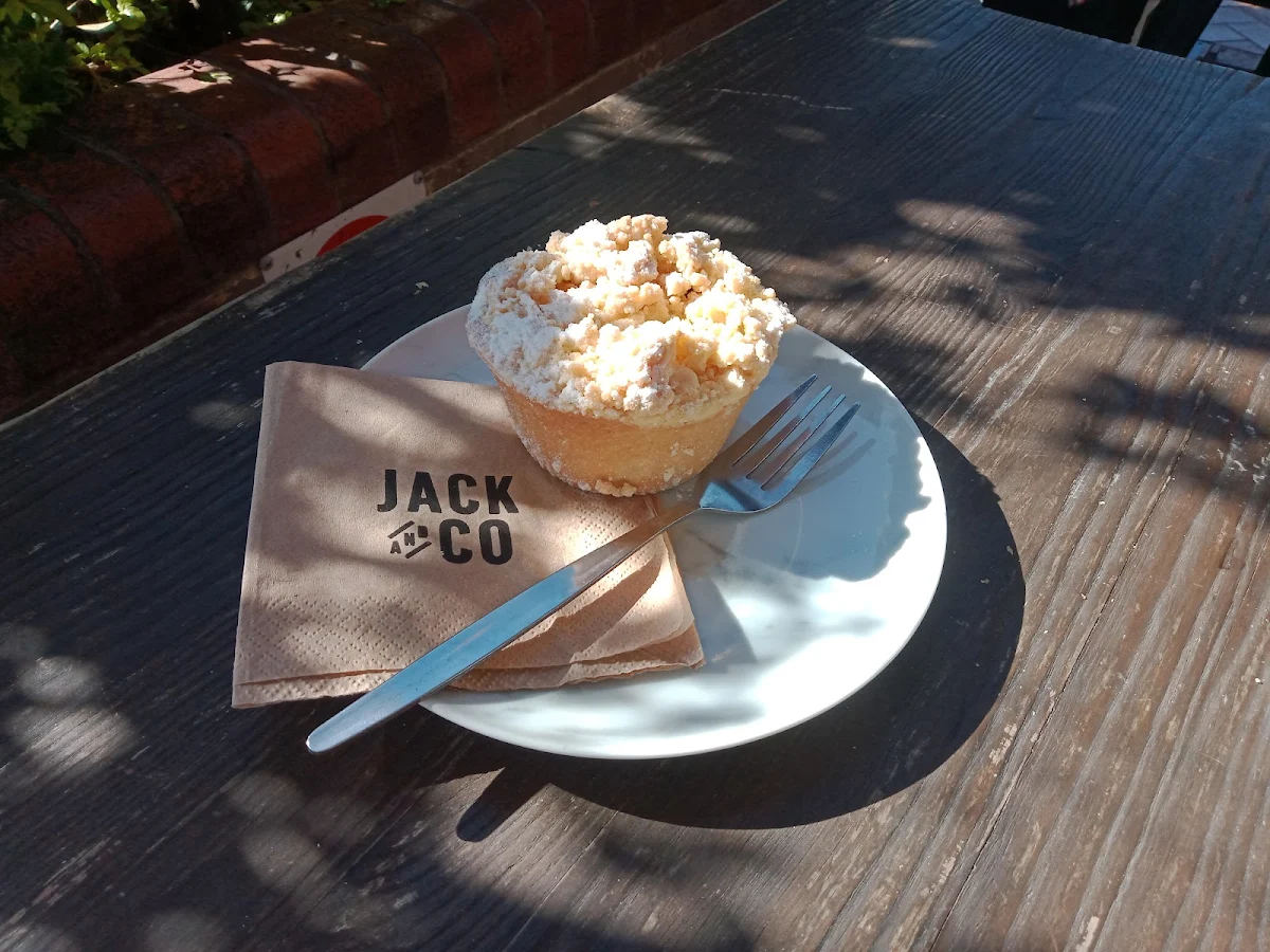 Apple Raspberry Crumble