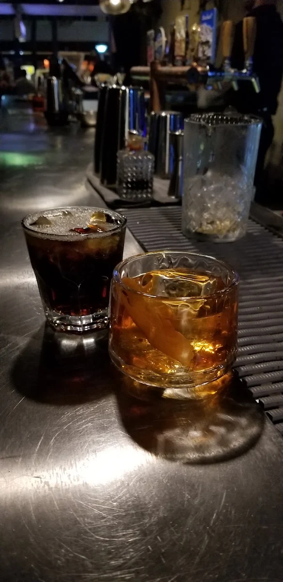 Old Fashioned, The Double Barrel Bar