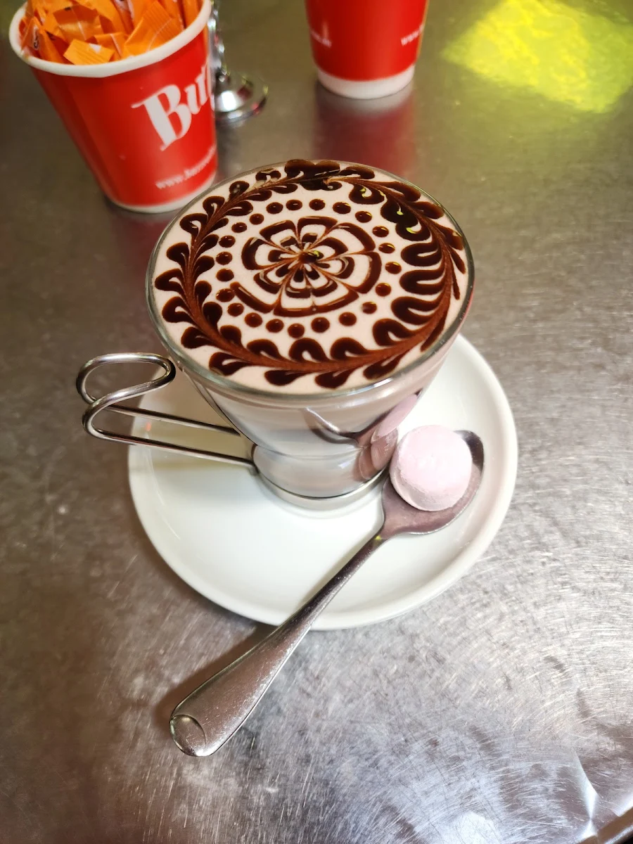 Highlights, Cafe Buzz