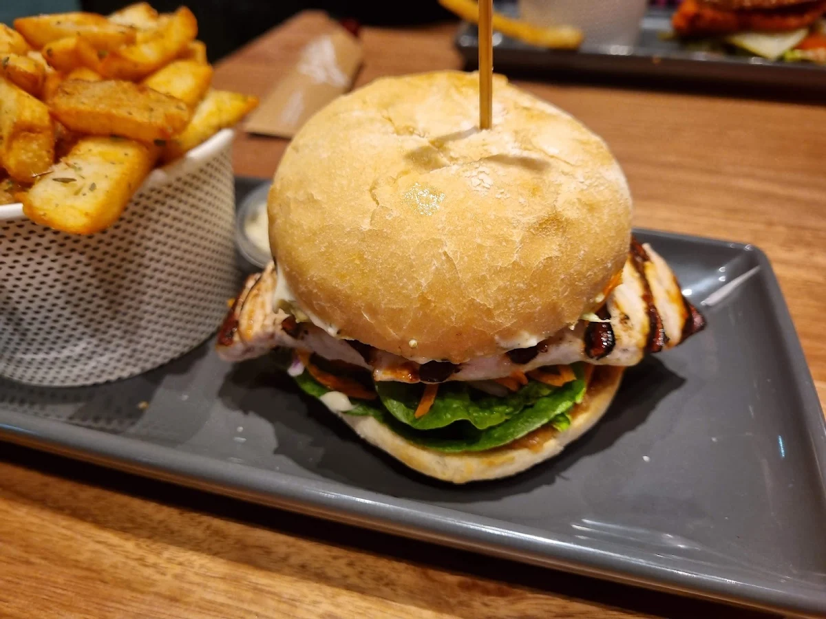 Highlights, Grill'd Burgers - Burpengary