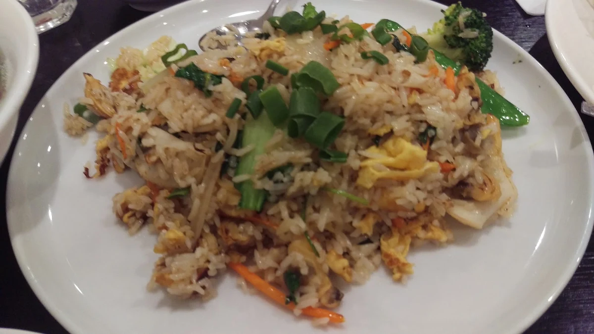 Pipi Clam Meat Fried Rice