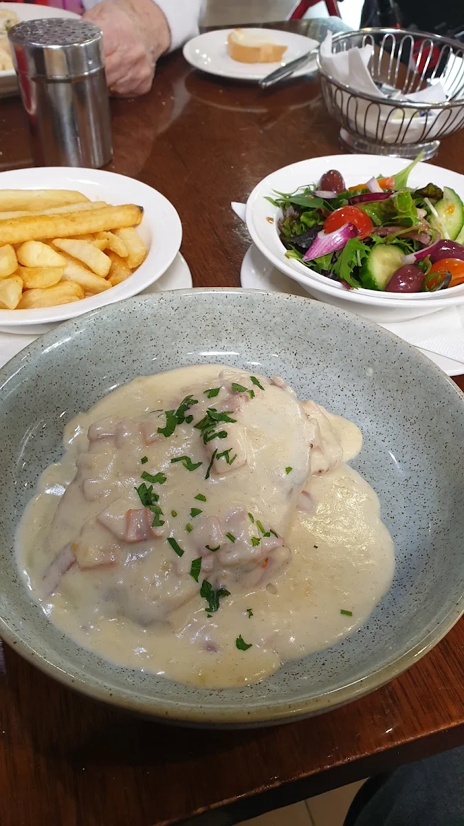 Pollo Chicken, Fasta Pasta Gilles Plains