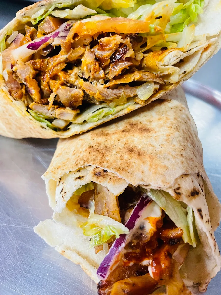 Highlights, Luv A Kebab Pizza