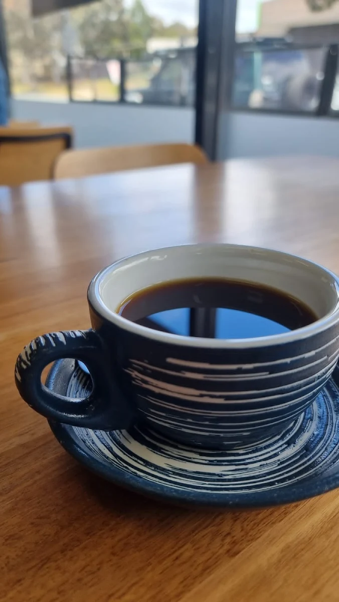 Long Black, Cesar's Café