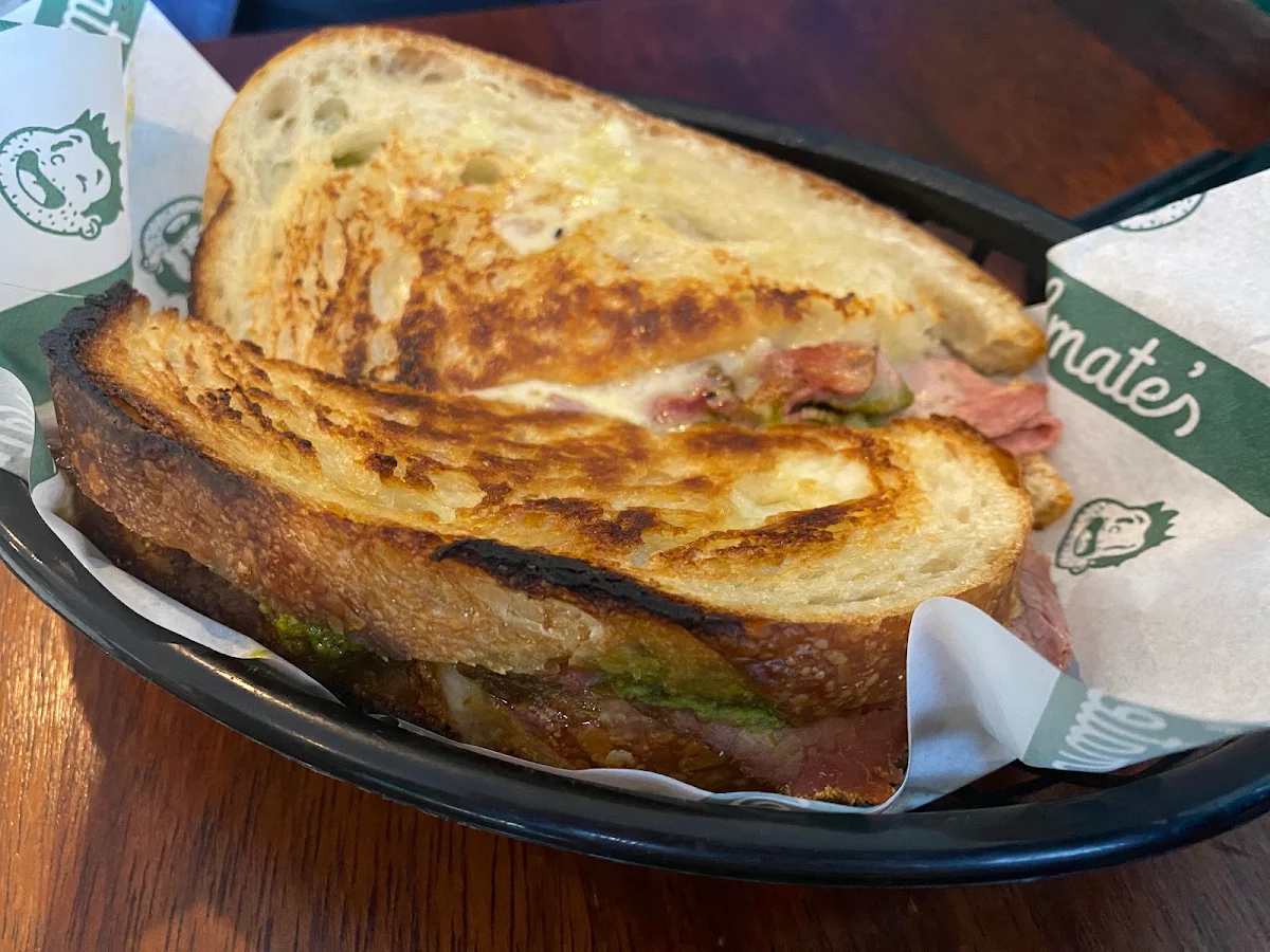 Highlights, Olmate's Southbank: Sangas & Coffee