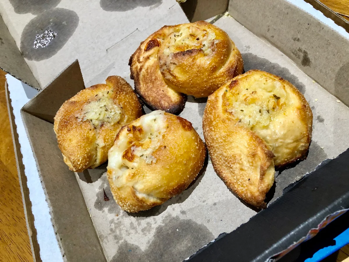 Highlights, Domino's Pizza Gosnells