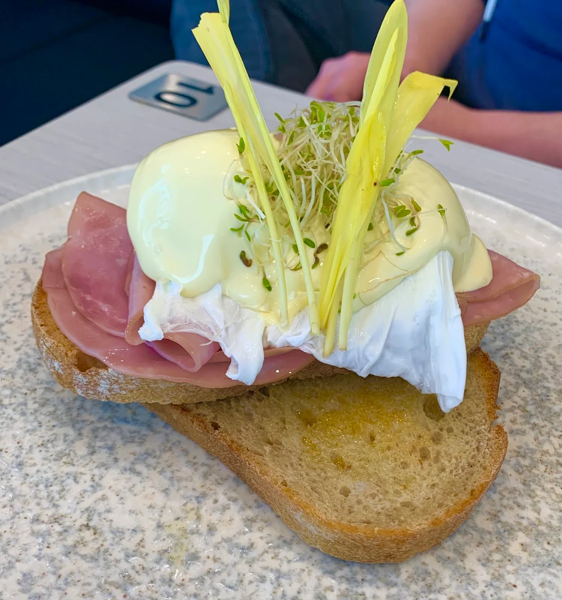 Eggs Benedict GFO