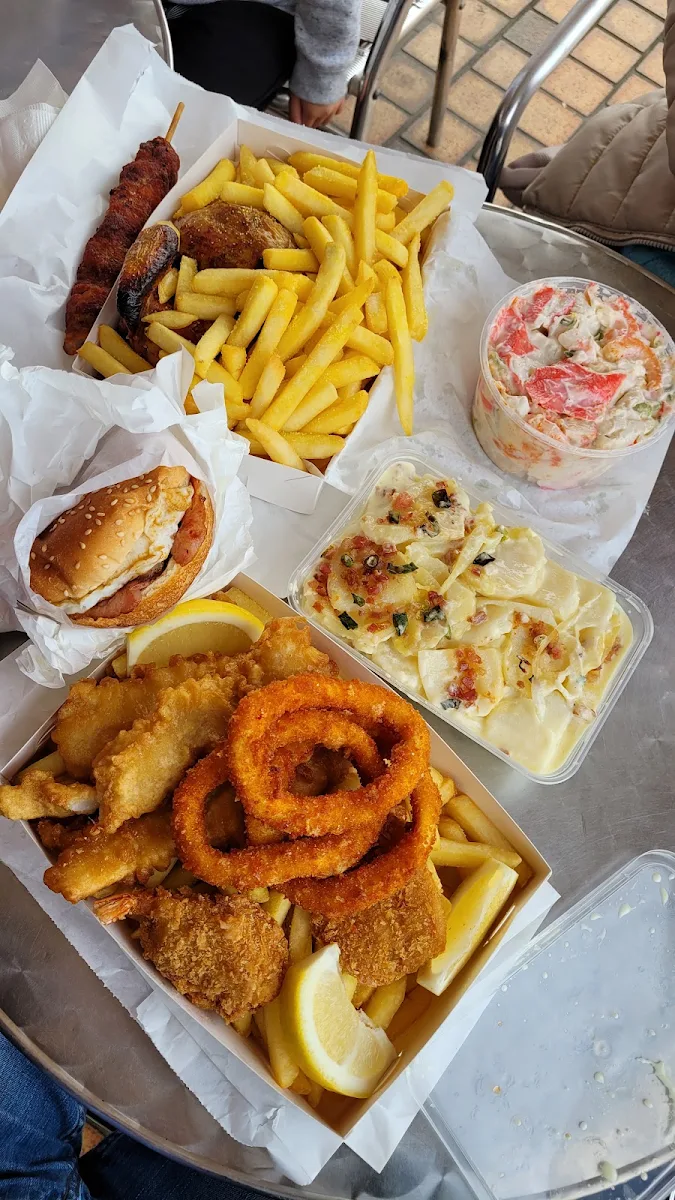 Highlights, Casula Chicks & Seafood