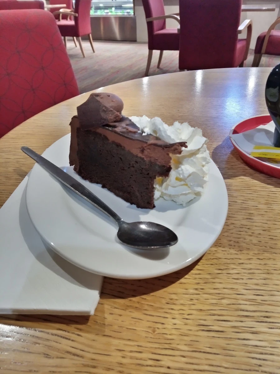 Nero Mud Cake, Brothers Sports Club Bundaberg
