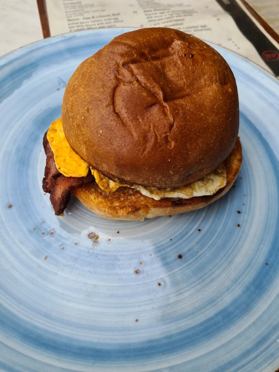 Egg and Bacon Burger