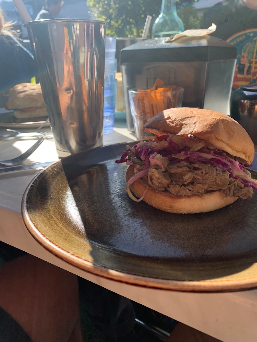 Pulled Pork Burger