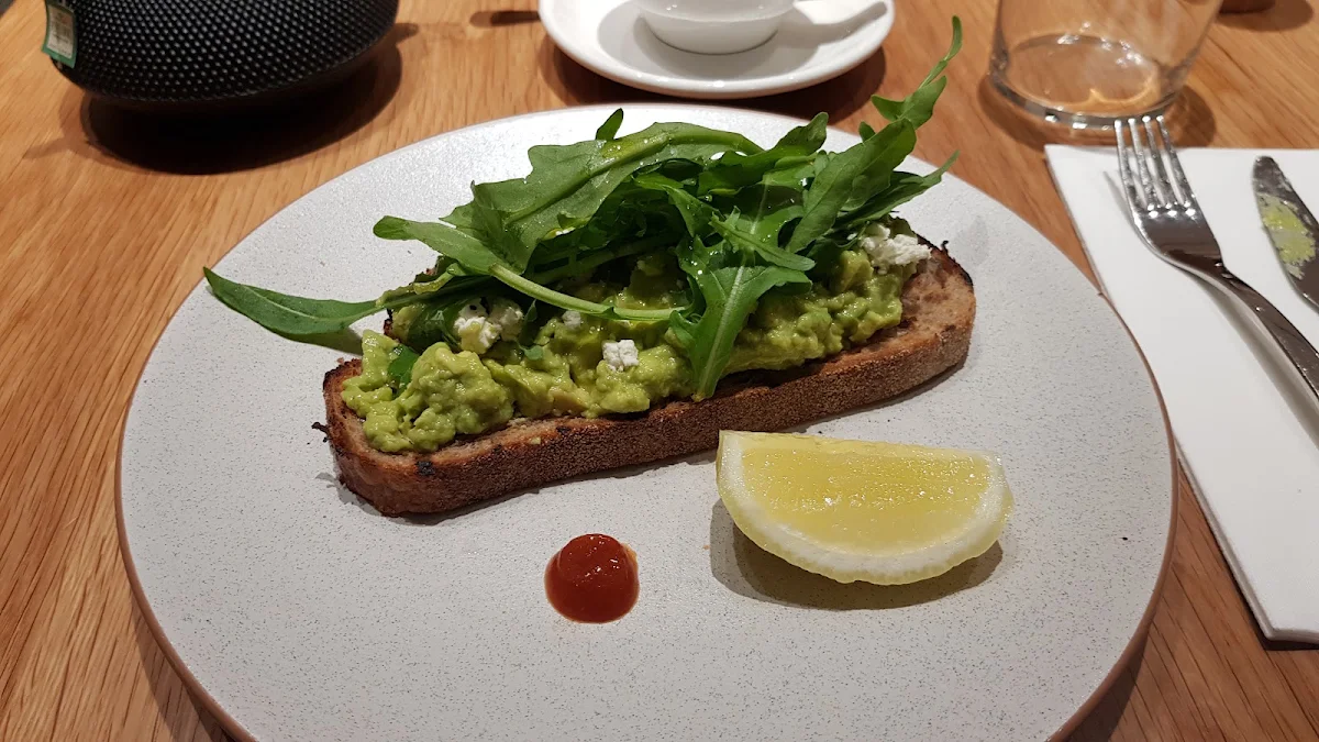 Smashed Avocado, Peter's Brasserie