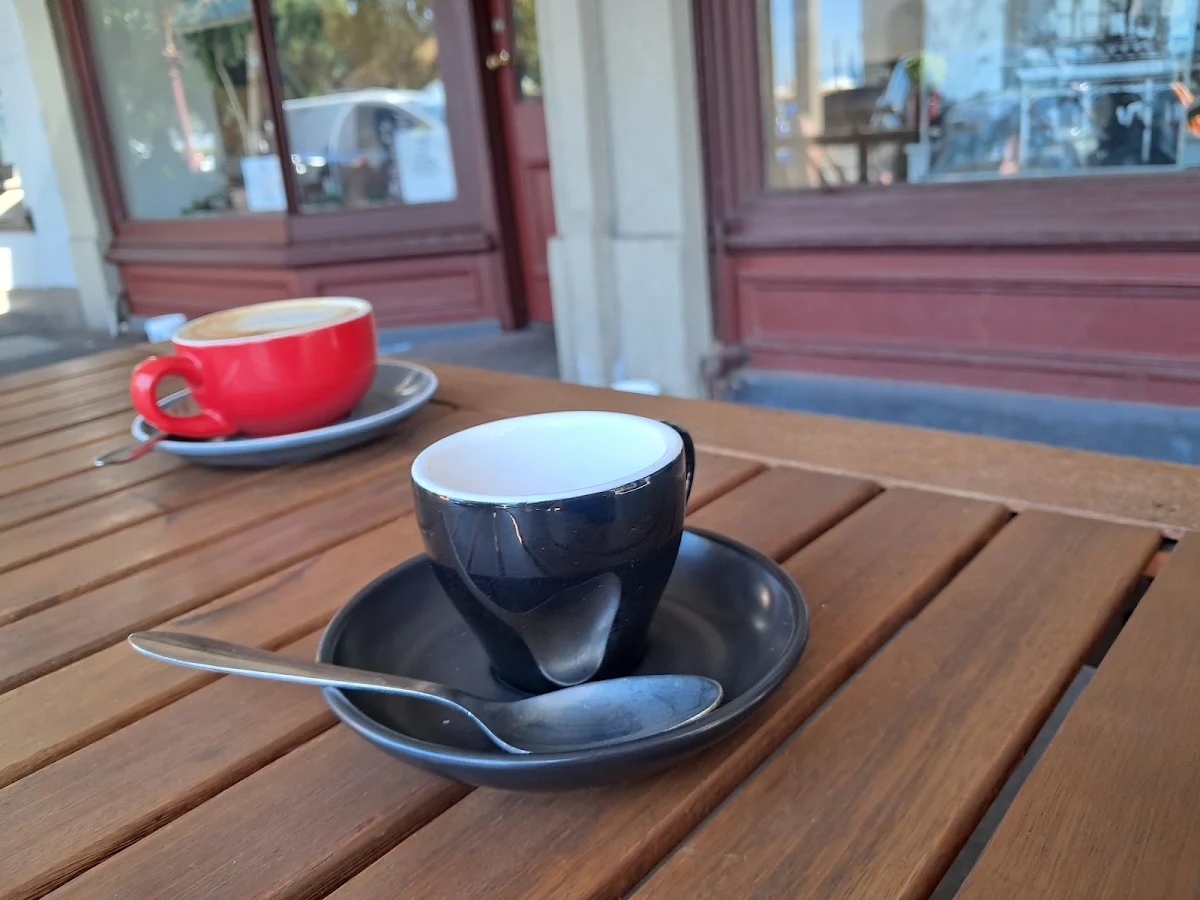 Highlights, Cafe Cirino