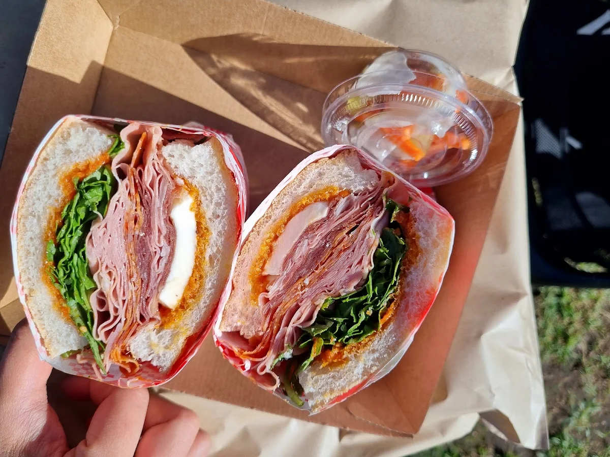 Highlights, Sarnie & Panini