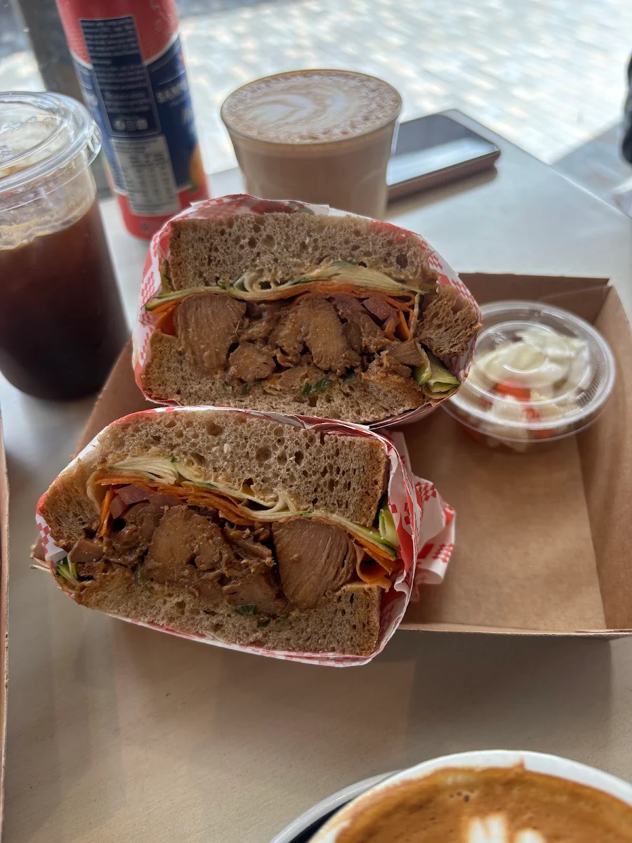 Highlights, Sarnie & Panini