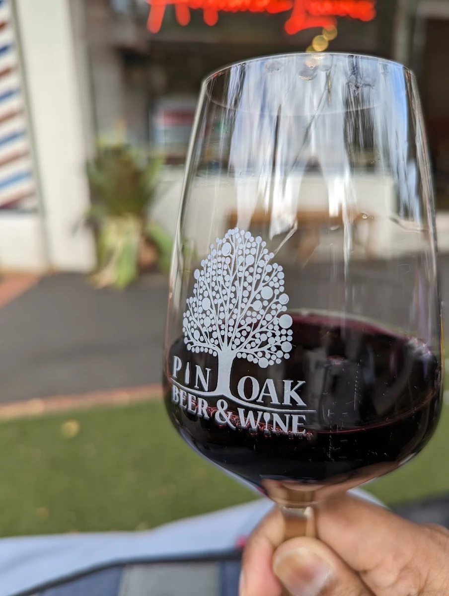 Red Wine, Pin Oak Beer & Wine