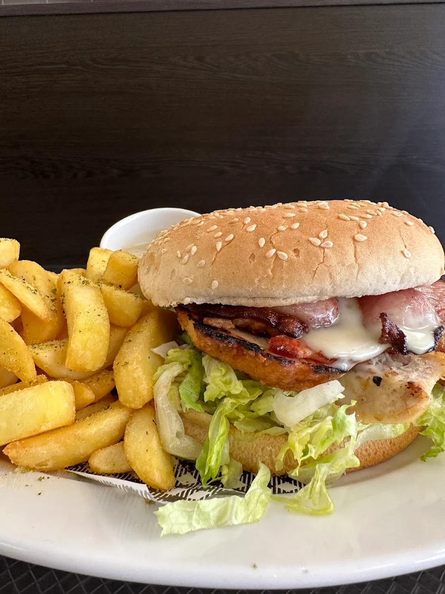 Highlights, Jojo’s Corner Cafe & Lunches