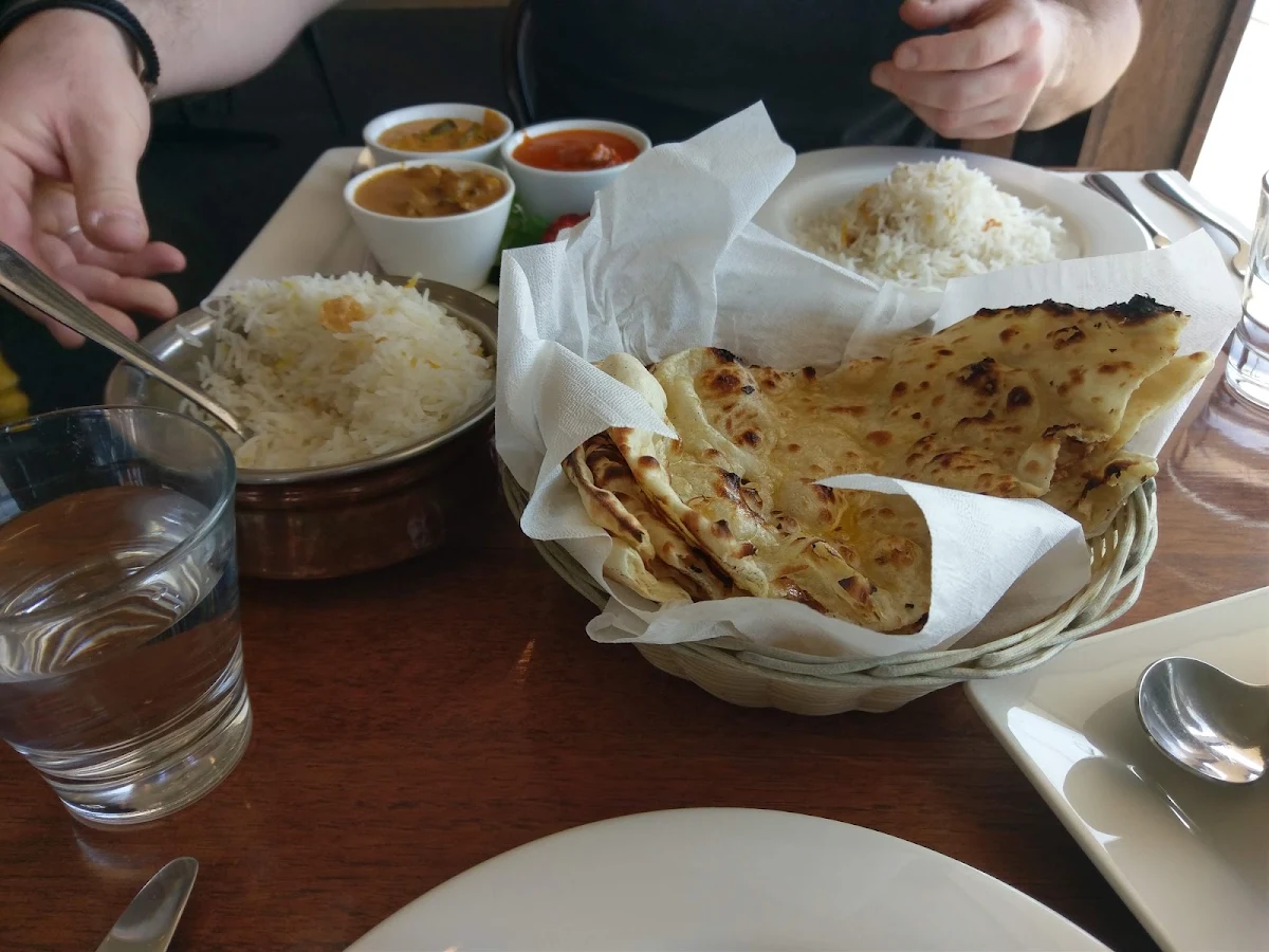 Nann Garlic Bread, Charminar Klemzig