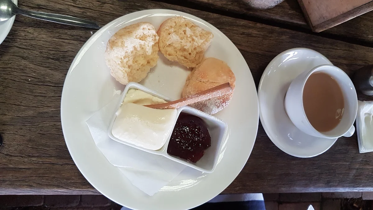 Devonshire Tea, Trading Post Laguna