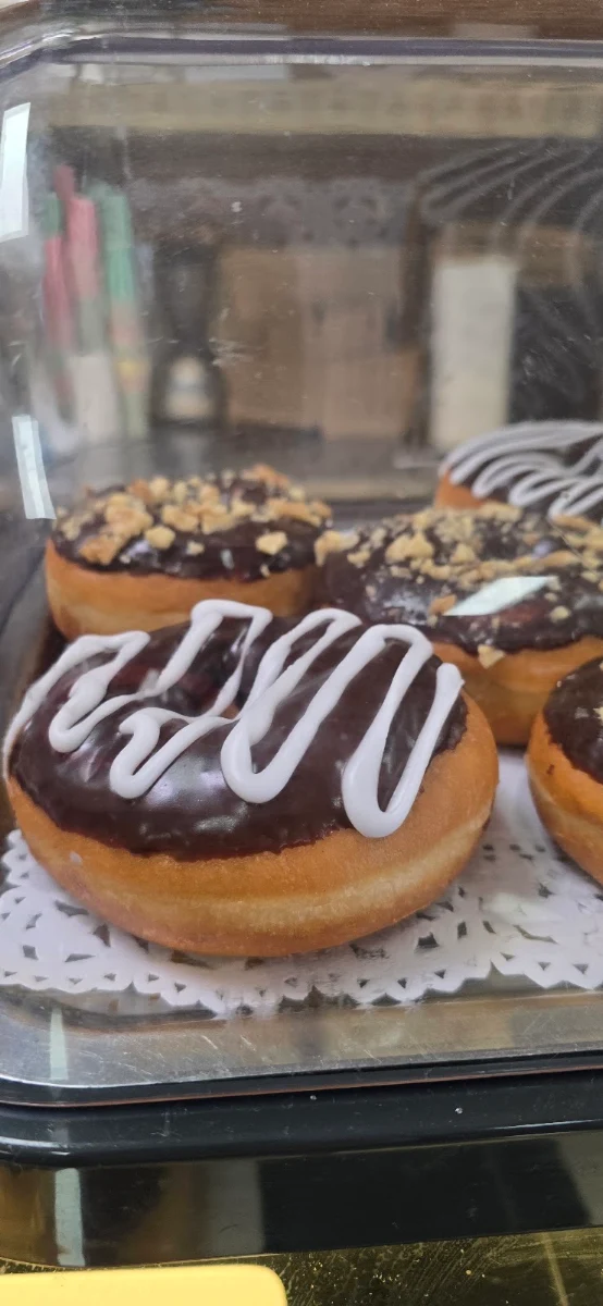 Highlights, Nooy's Bakery & Coffee Shop