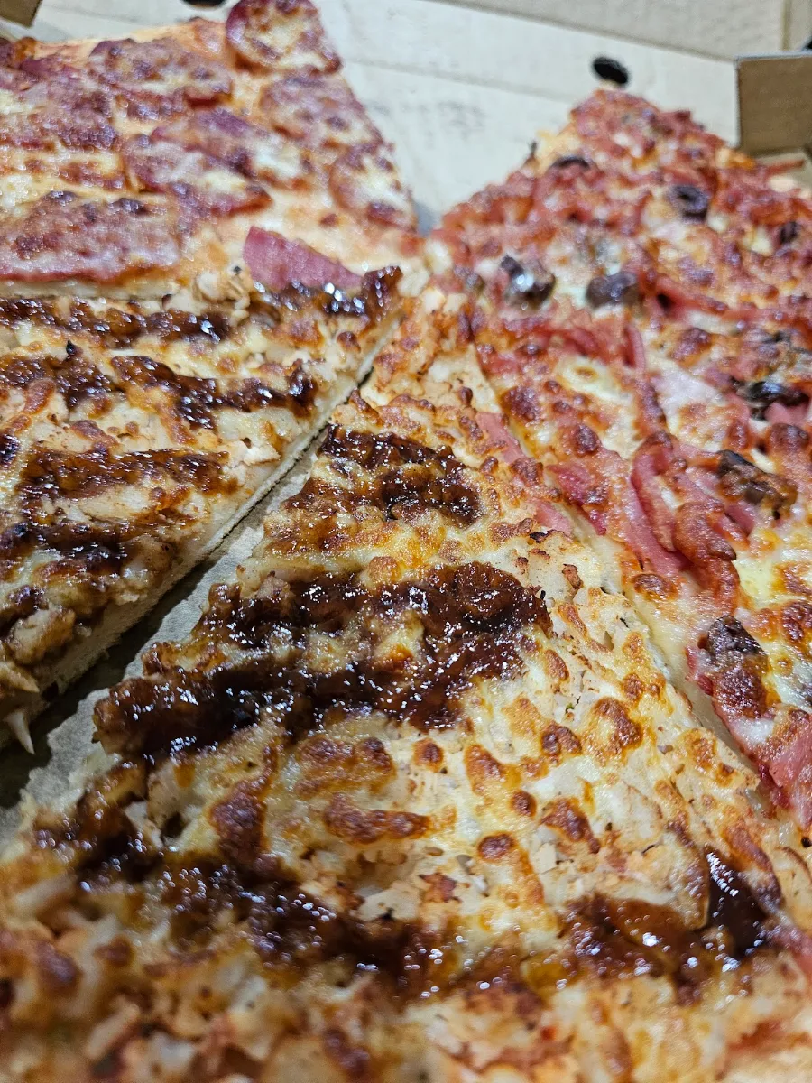 Highlights, Dallas Pizza