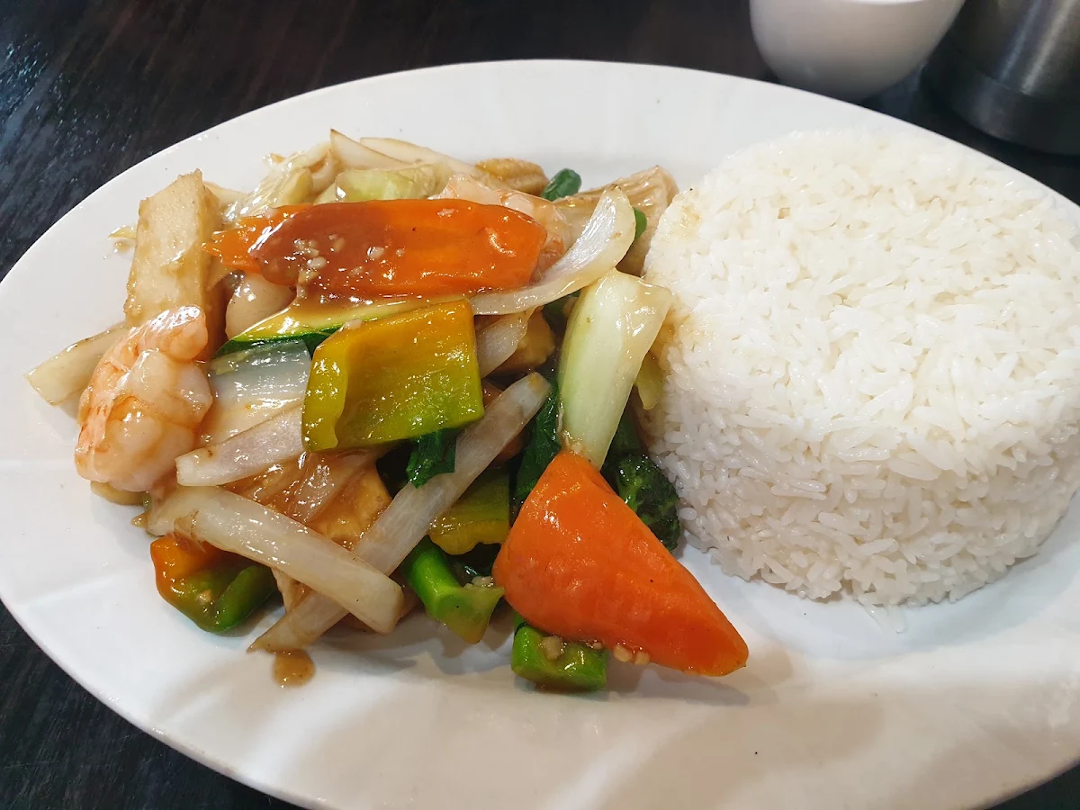 Stir Fried Seafood and Vegtables