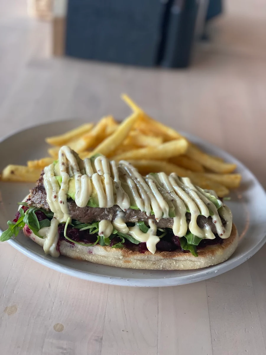 Steak Sandwich with Chip