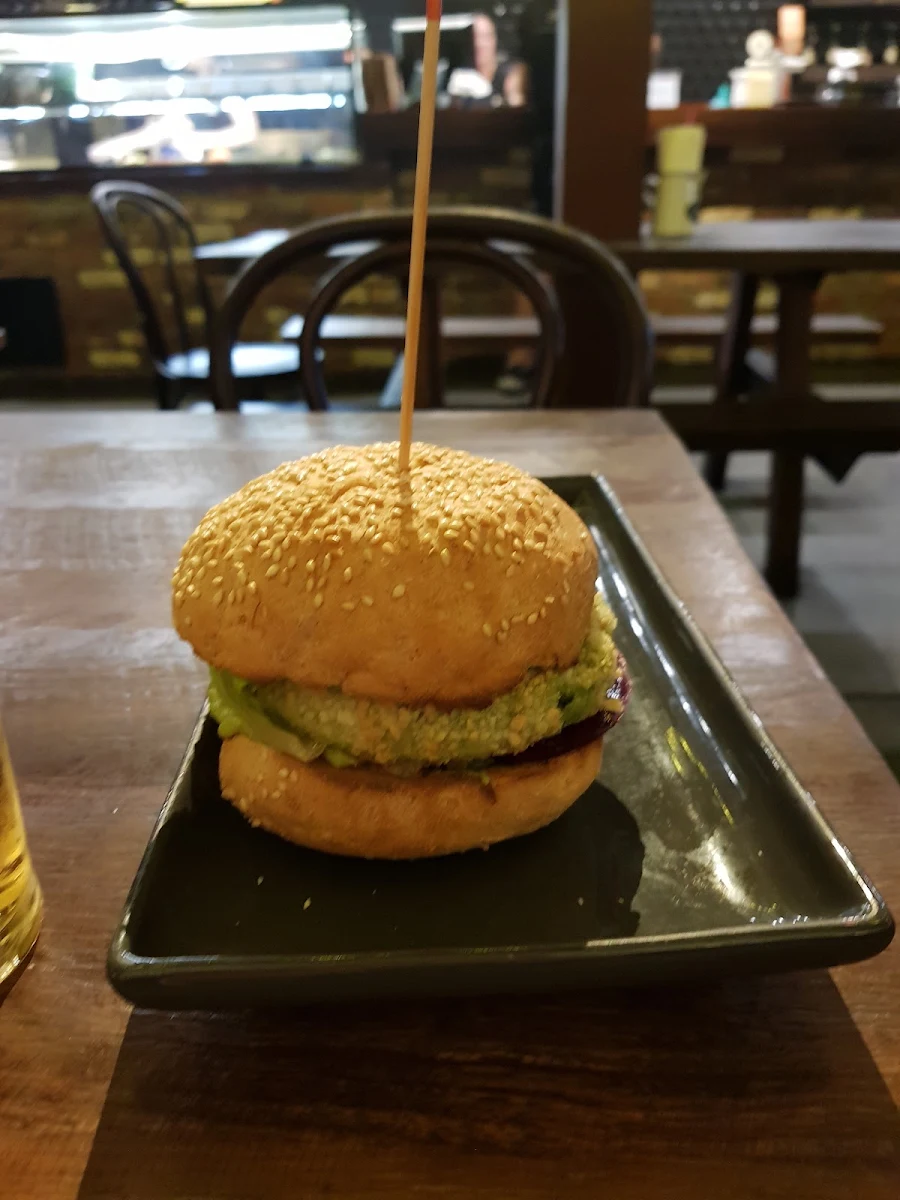 Highlights, Grill'd Burgers - Victoria Park