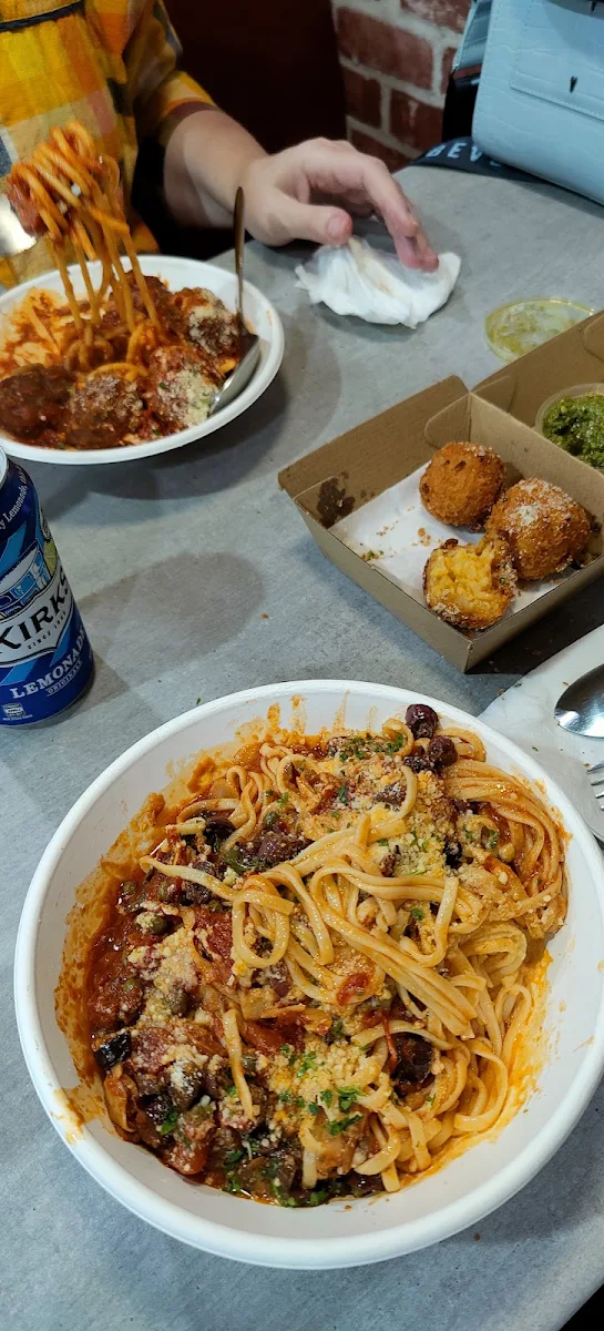 Putanesca, The Fraser Coast Artisan Pasta Bar