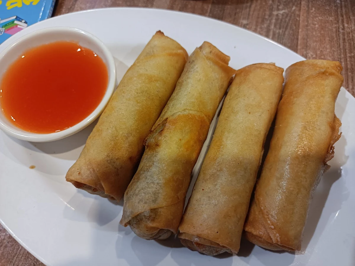 Spring Rolls, Golden King BBQ Express