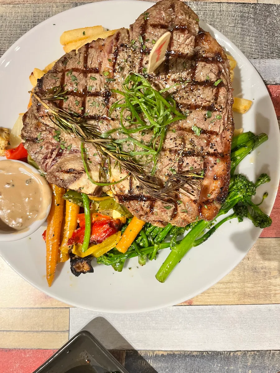 Bone Steak, The Walkabout Hotel