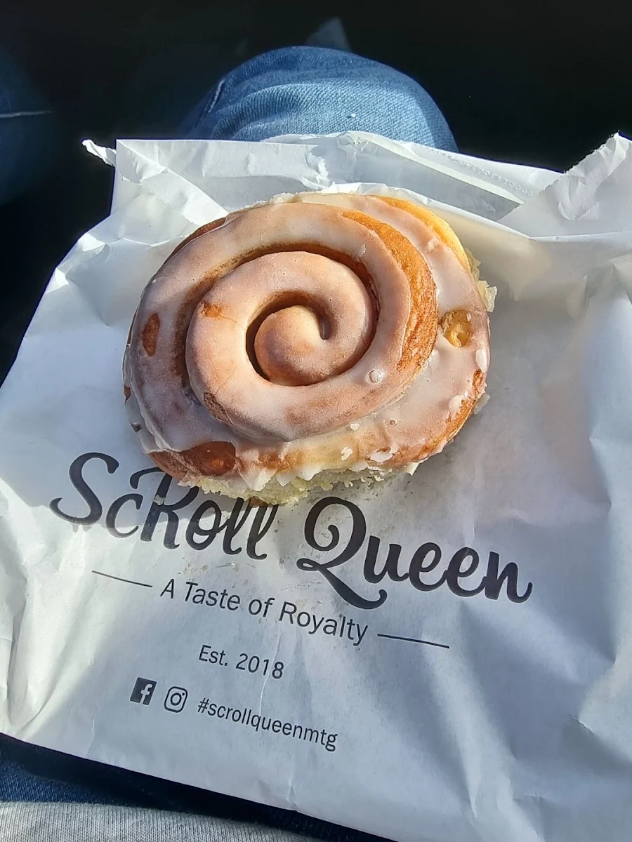 Highlights, ScRoll Queen