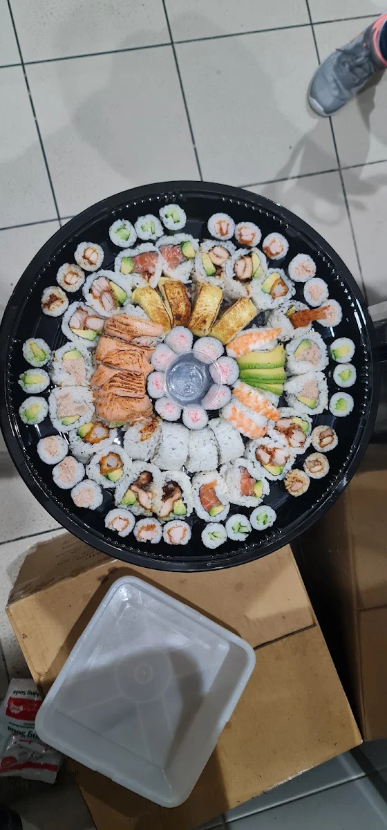 Highlights, Yoon Sushi
