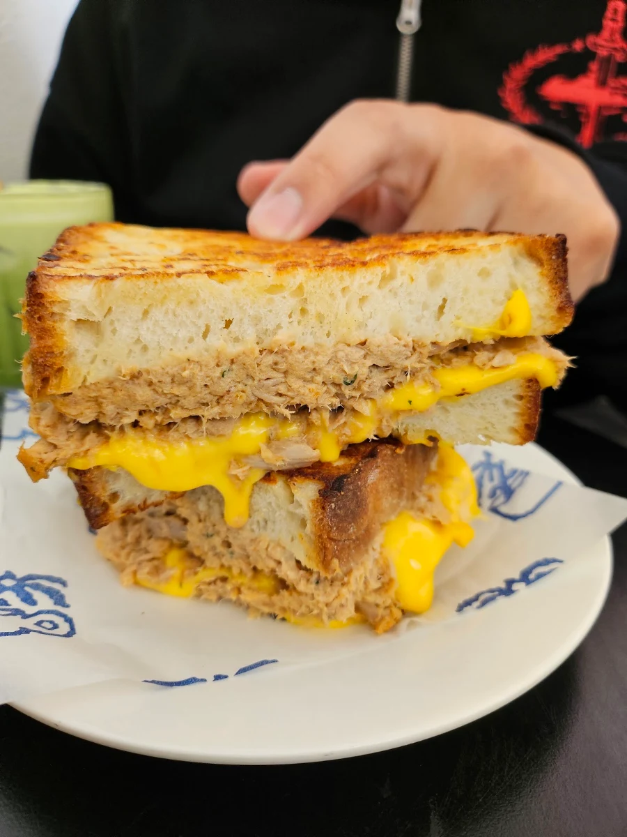 Highlights, Preston's Deli
