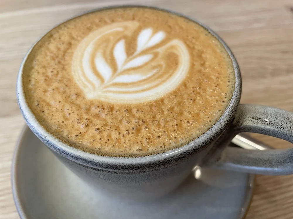 Flat White Coffee, Frankie and George