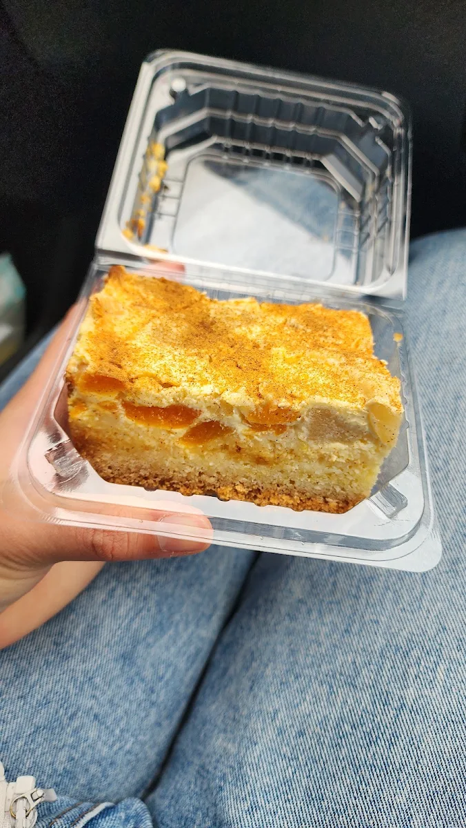 Highlights, Elliston Bakery