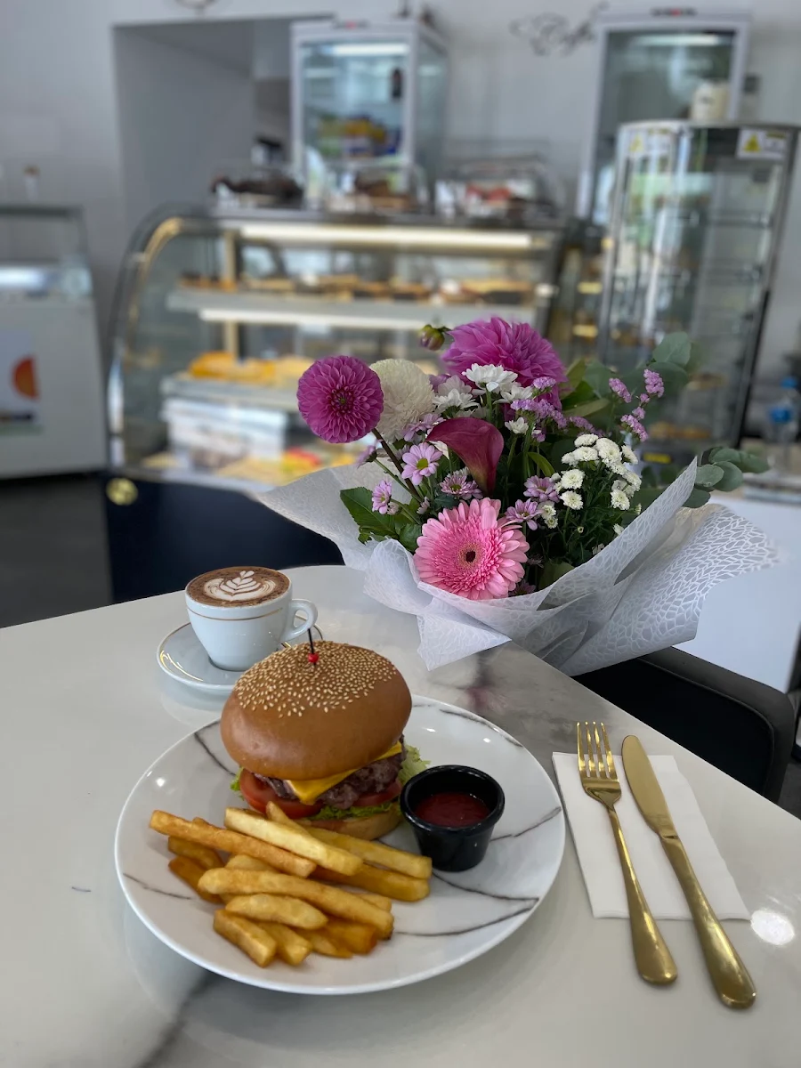 Highlights, Maritta Garden Cafe