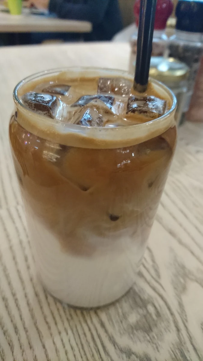 Iced Latte, Leaf Cafe & Co