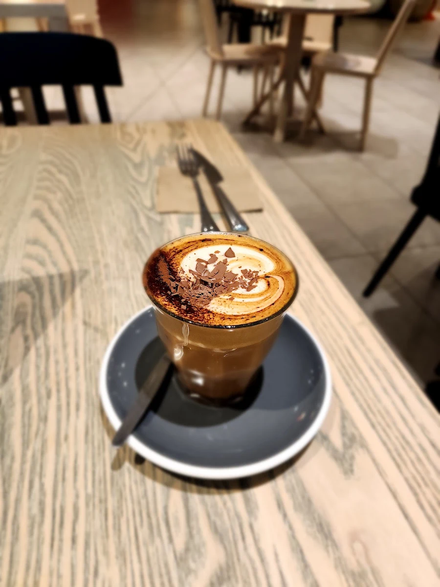 Mocha, Leaf Cafe & Co
