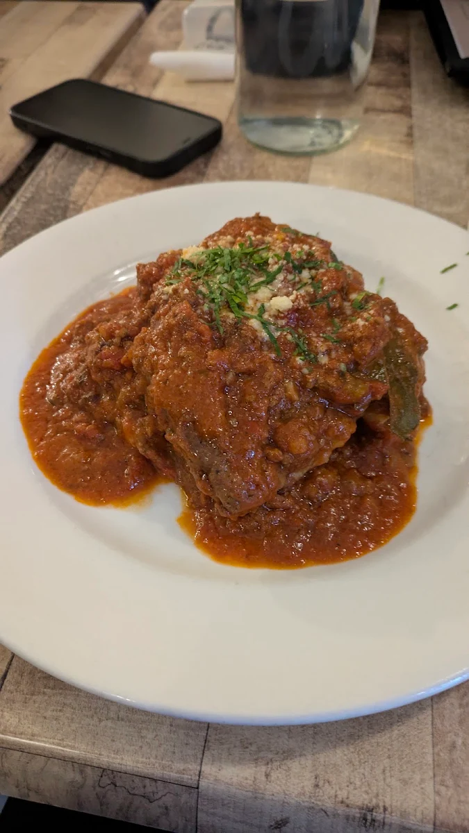 Lasagne, Bill & Toni's