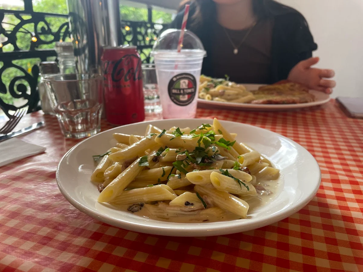 Penne Boscaiola, Bill & Toni's